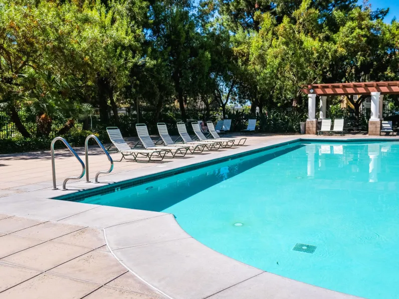 Your Hour-by-Hour Game Plan for the Perfect Resort Pool Day