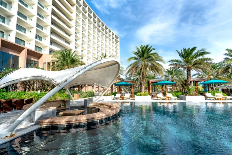 Cabanas, VIP Bands, and Fancy Towels: Are Resort Pool Upgrades Actually Worth It?