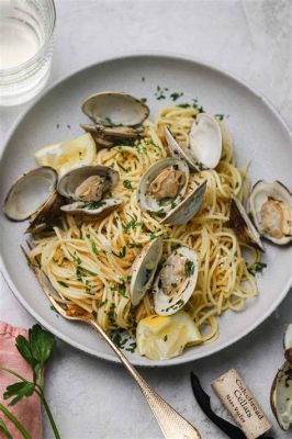   Spaghetti alle Vongole - Delikatny makaron z kuszącą nutą morza!